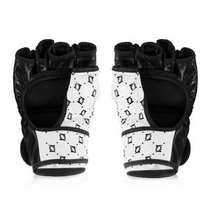 Gants de boxe Fairtex personnalisés en cuir de qualité supérieure, couleur noire, légers, imperméables, à lacets, pour l'entraînement et le sparring, MMA, Muay Thai - Product Image 2