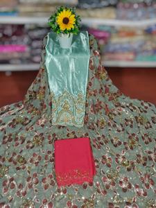 Tissu de Robe en Soie Jacquard Tissée 100% Soie de Qualité Supérieure, Luxueux, à Motifs Floraux et Pierres Perlées, Idéal pour Filles et Festivals - Product Image 3