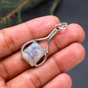 จี้สร้อยคอหินมูนสโตนสีรุ้งธรรมชาติ เงินแท้ 925 ขายส่ง งานแฮนด์เมด สไตล์โบฮีเมียน เครื่องประดับเงินแท้ทำมือ - Product Image 3