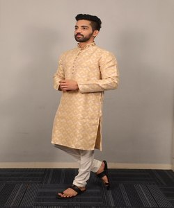 Ensemble de pyjama d'hiver Pathani Kurta pour homme en tissu de coton Khadi avec bouton de col et chaîne - Product Image 4