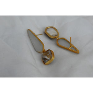 ต่างหูเม็ดกลมชุบทองสำหรับผู้หญิงและหญิง,ต่างหูแป้นกลมทำมือดีไซน์ใหม่ล่าสุดอินเทรนด์ - Product Image 3