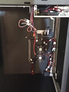 Gabinete de Control Electrónico Personalizado para Integración de Servidor o Quiosco, Precableado con Ventilación, Marca y Modelo Personalizados - Product Image 5