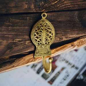 Crochets muraux en laiton au design antique attrayant pour la décoration intérieure élégante crochets muraux finis polis dorés - Product Image 1