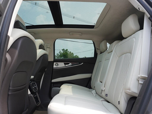 Lincoln Nautilus Black Label AWD 2023 d'occasion, sièges en cuir chauffants, démarrage à distance, automatique, R17, 7 places, toit panoramique - Product Image 6