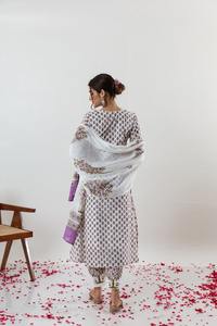 Lavanda Mini Anar Suit Set Estilo de moda india de alta calidad Kurta y pantalones de fabricante indio - Product Image 2