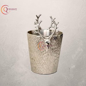 Wholesale Metal Ice <b>Cube</b> Bucket With Handle Easy to Hold Soft Drinks Cooled Storage <b>Basket</b> Indoor Party Deer Head Design Handle - Product Image 2