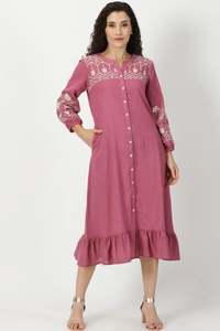 Verano Sexy Trendy Maxican Nuevo diseño Diseños bordados Vestidos de lino con lazo Cintura Borlas Mangas largas Los mejores vestidos - Product Image 4