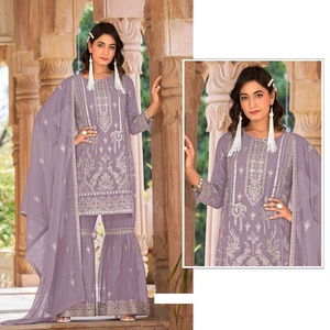 Traje Palazzo de diseñador para mujer con bordado elegante y espejo de mano real, perfecto para bodas y fiestas festivas - Product Image 1