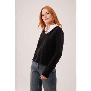 Blusas de Popelina Negra al por Mayor con Detalle de Cuello Camisero - Product Image 4