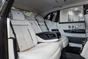 Adecuado para el uso diario Rolls-Roycee Phantoms V12 diseñado para adaptarse a su viaje - Product Image 2