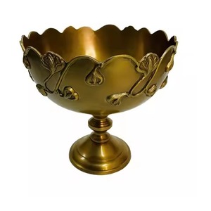 Cuenco Decorativo de Metal Plateado, Cuenco de Diseño para Servir, Cuenco de Metal con Hojas Martilladas - Product Image 2