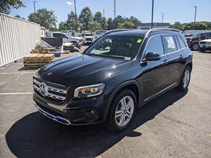 Mercedes-Benz GLB 250 2021 Usado en Buen Estado, Color Negro - Product Image 2
