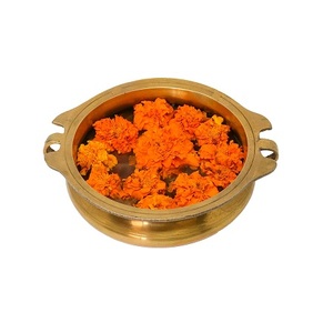 Urli ทองเหลืองดีไซเนอร์ที่มีคุณภาพดีที่สุดสีทอง urli ทรงกลมขนาดพิเศษสำหรับ Diwali ใช้ - Product Image 2