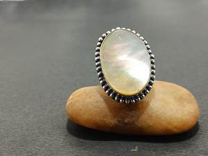 Diseño clásico, piedra lunar, cabujón ovalado, Plata de Ley 925 sólida, hecho a mano anillo de boda, ajuste de bisel de piedra natal de junio para mujer - Product Image 2