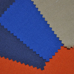 Lona ignífuga tejida/sarga 150 a 300 Gsm recubierta 93% Meta Aramid 5% <span class=keywords><strong>Pata</strong></span> Aramid 2% tela antiestática - Product Image 1