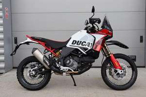 Motocicleta DesertX 937cc Adventure de Alta Calidad - Product Image 4