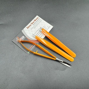 Ciseaux à ressort pour cils à sourcils pointus inclinés de couleur orange - Product Image 2