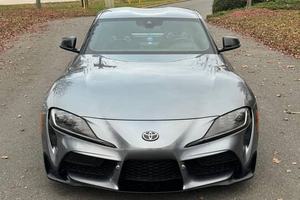 Auto Deportivo Compacto Usado 2023, 2 Puertas, Alto Rendimiento, Transmisión Automática, Asientos de Cuero, Cámara Trasera 360, Envío Inmediato - Product Image 3