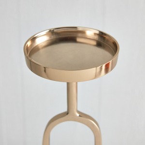 Bougeoir décoratif moderne Pièce maîtresse élégante pour la maison Accent élégant pour la chambre à coucher, le salon et la salle à manger - Product Image 2