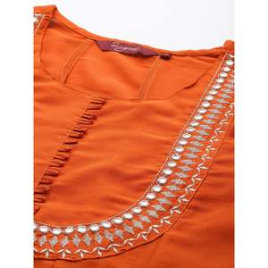 Ensemble de kurta en soie pure orange brodée pour femmes, pour les mariages - Product Image 5