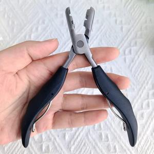 Pinza de 5.7 Pulgadas 2 en 1 con Mango Negro y Ranuras Planas de 3mm y 5mm para Extensiones de Cabello Pre-Adheridas - Product Image 2