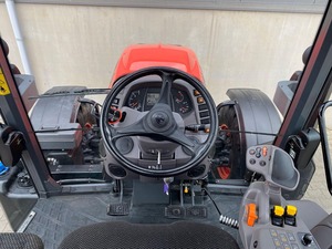 Tracteur agricole d'occasion Kubota M6-122 FH+PTO 123HP |   Tracteur agricole diesel 4x4 pour usage commercial à prix avantageux - Product Image 2