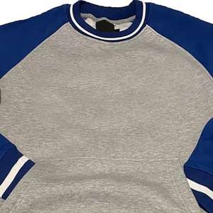 Sudadera universitaria unisex extragrande con forro, cuello alto, para invierno, con bordado personalizado y parches de chenilla - Product Image 2