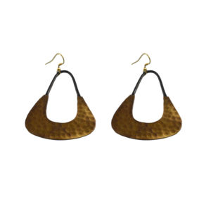 ต่างหูผู้หญิงแบบตกแต่ง ดีไซน์หลากสีสัน เหมาะสำหรับงานแต่งงาน งานเลี้ยง และงานอีเว้นท์อื่นๆ ต่างหูแฟชั่นดีไซน์สวย - Product Image 5