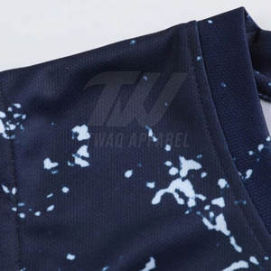 Uniforme de basket-ball personnalisé de haute qualité en polyester pour sports de plein air - Product Image 4