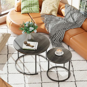 Juego de 2 mesas redondas para anidar, tops modernos de madera gris con marcos de metal resistentes para sala de estar, dormitorio, balcón - Product Image 3