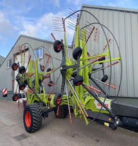 Claas Liner 4800 Business 4 Rotor Rake 13.6m Rotary Hay Rake Agricultural Forage Equipment for Sale - Product Image 1