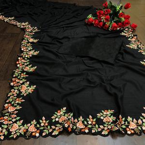 Fancy Fashible Trending Outfit Blusa de Sari de seda Vichitra de alta calidad con bordado y trabajo de secuencia e hilo múltiple a la venta - Product Image 6