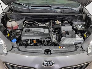 2017 pour Kia Sportage 4ème génération NOBLESSE SP qualité berline coréenne d'occasion avec sièges en cuir direction gauche coffre et marche - Product Image 6