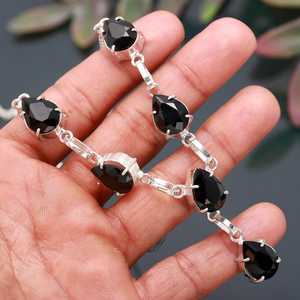Collier solitaire en argent sterling 925 fait main pour enfants, pierre précieuse en spinelle noir taille goutte, certifié IGI, cadeau élégant - Product Image 3