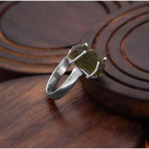 Moldavite pierre brute 925 bague en argent Sterling cadeau pour les filles fête d'anniversaire bijoux sur mesure en vrac en gros bagues en argent fin - Product Image 2