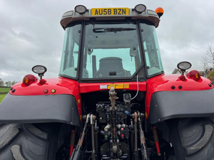 รถแทรกเตอร์ฟาร์ม 140 แรงม้า Massey Ferguson 6480 ขับเคลื่อน 4 ล้อ พร้อมห้องโดยสาร รถแทรกเตอร์มือสองสำหรับขาย - Product Image 5