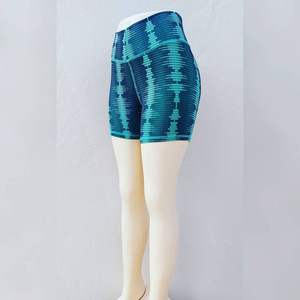 Pantalones cortos de botín personalizados de alta calidad sublimación Yoga mujeres entrenamiento atlético cintura alta gimnasio pantalones cortos moda Bum pantalones cortos transpirables - Product Image 1