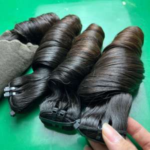 Stock de cheveux bouclés de rebond doux de couleur vierge et naturelle vietnamienne 8 "-30" Extensions de cheveux bouclés non traités de rebond grossier - Product Image 2