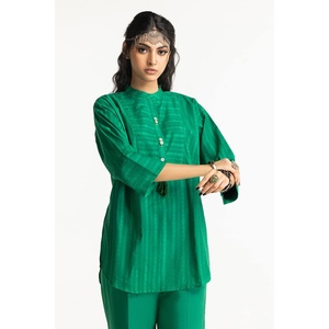 Conjunto Casual para Mujer con Adornos en Color Verde Dobby, Decorado con Botones, Talla XL, Dos Piezas, Camisa y Pantalón por Encima de la Rodilla - Product Image 5