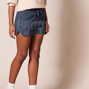 Short pour Femme de Couleur Unie Nouveau Style Custom Made Short pour Femme à Vendre Short pour Femme Fabriqué au Pakistan - Product Image 4