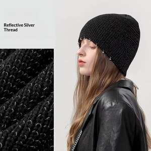 Gorro Reflectante Cortavientos para Clima Frío con Decoración, Gorro Reflectante Unisex para Caminatas Nocturnas de Invierno - Product Image 6