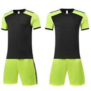 Cómodo Original de fábrica, barato, estampado personalizado, 100% poliéster, cuello en V, Unisex, conjunto de fútbol para adultos, transpirable, de secado rápido - Product Image 4