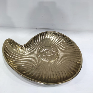 Vente en gros attrayant Designer Nickel Plateau de service en laiton Vaisselle de cuisine Plateau MultiDesiger - Product Image 1