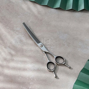 Tijeras de Adelgazamiento Curvas de Acero Inoxidable 440C de 7.25 Pulgadas, Precio de Fábrica, Tijeras Multifuncionales de Lujo para Peluquería Canina y de Mascotas - Product Image 4