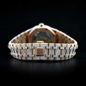 Reloj de banda de acero inoxidable de lujo para hombres y mujeres, totalmente helado VVS Moissanite Diamond High Excelente estilo antiguo de negocios - Product Image 2