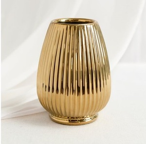 Florero grande de metal hecho a mano para decoración floral de exhibición de área de recepción y centro de decoración de gran fiesta - Product Image 1