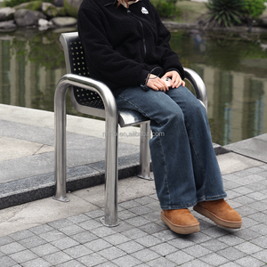 เก้าอี้พักคอยสำหรับคลินิก โรงพยาบาล สนามบิน มีพนักพิง ทำจากโลหะสแตนเลส เหมาะสำหรับป้ายรถเมล์ รถไฟฟ้าใต้ดิน และรถไฟใต้ดิน - Product Image 6