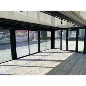 Contenedor Expandible Doble para Ferias Comerciales de 16x26 con Puertas Eléctricas Automáticas Como Nuevo para Almacenamiento y Exhibición Convenientes - Product Image 2