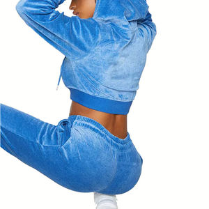 Conjunto de chándal para mujer Sudadera con capucha de dos piezas y pantalones de Jogger Traje cómodo para gimnasio y correr - Product Image 2