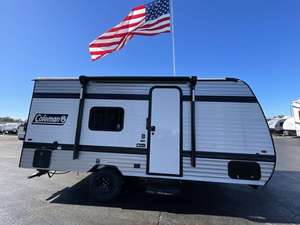 Nueva Autocaravana Mejorada 2026 Keystone C-o-l-e-m-a-n 17R - Product Image 3